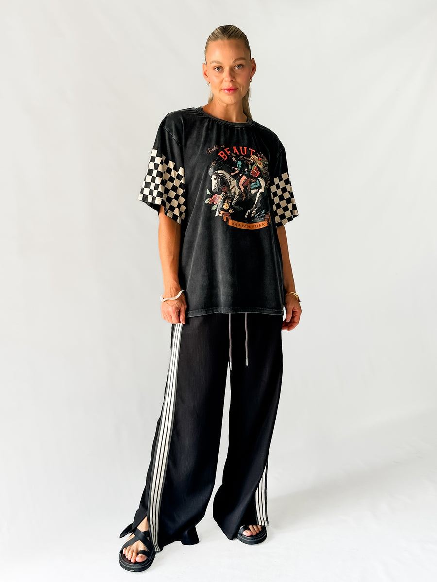 SADDLE UP BEAUTY TEE