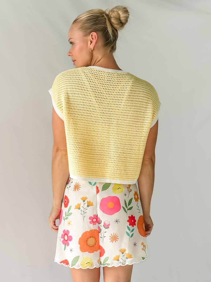 SUNLIT CHARM TOP - YELLOW