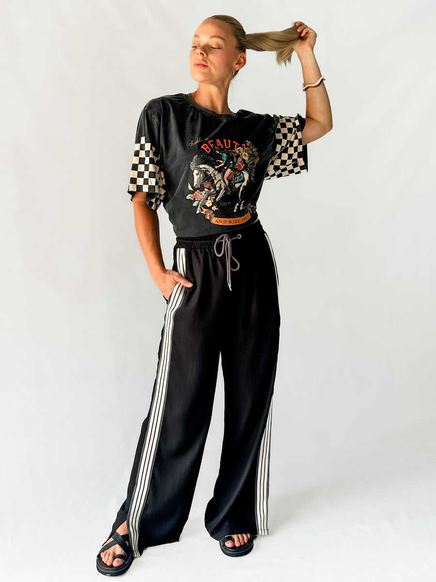SADDLE UP BEAUTY TEE