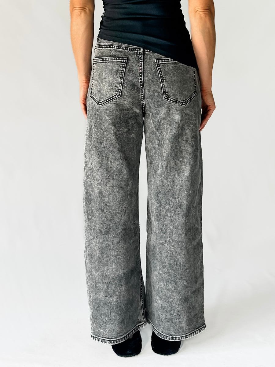 ADELAIDE JEANS - BLACK WASH