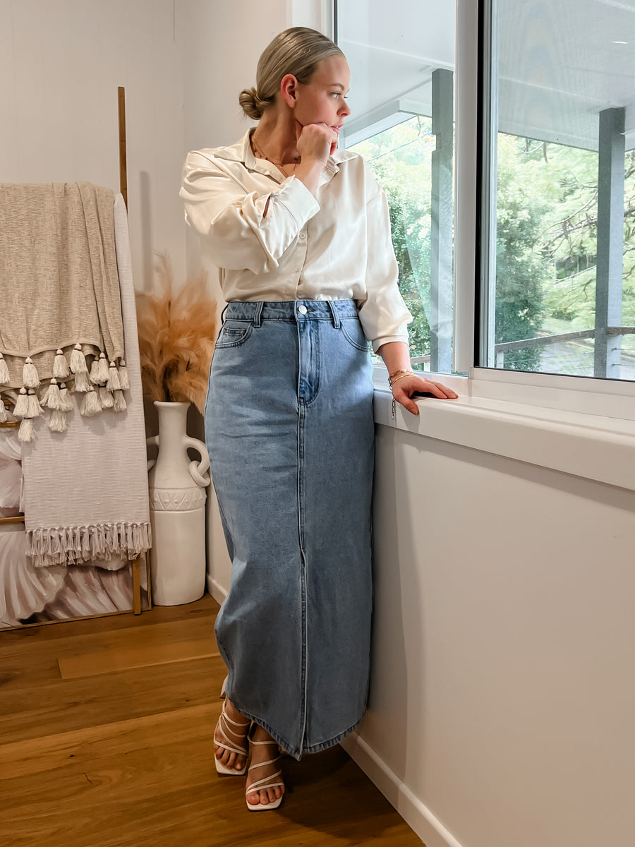 BIANCA DENIM MAXI SKIRT - LIGHT BLUE