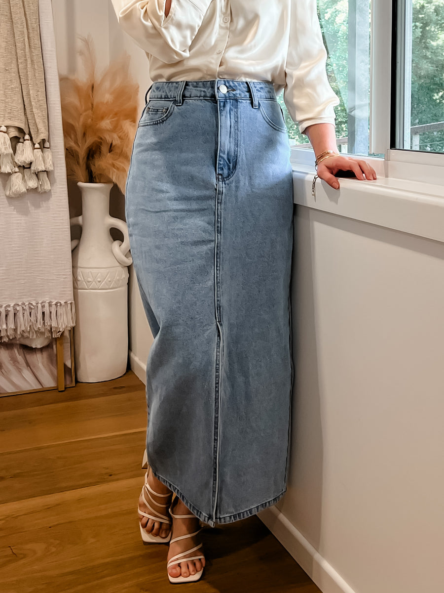 BIANCA DENIM MAXI SKIRT - LIGHT BLUE