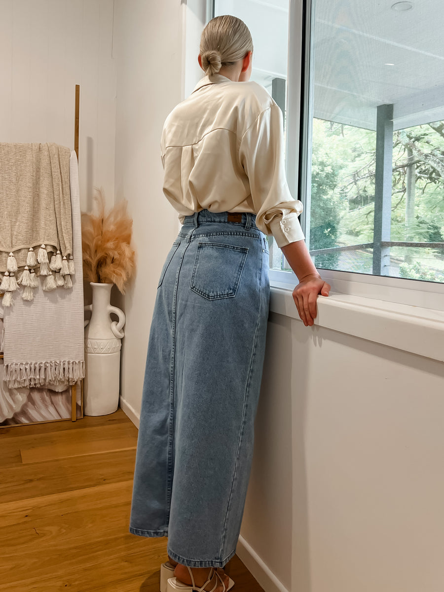 BIANCA DENIM MAXI SKIRT - LIGHT BLUE