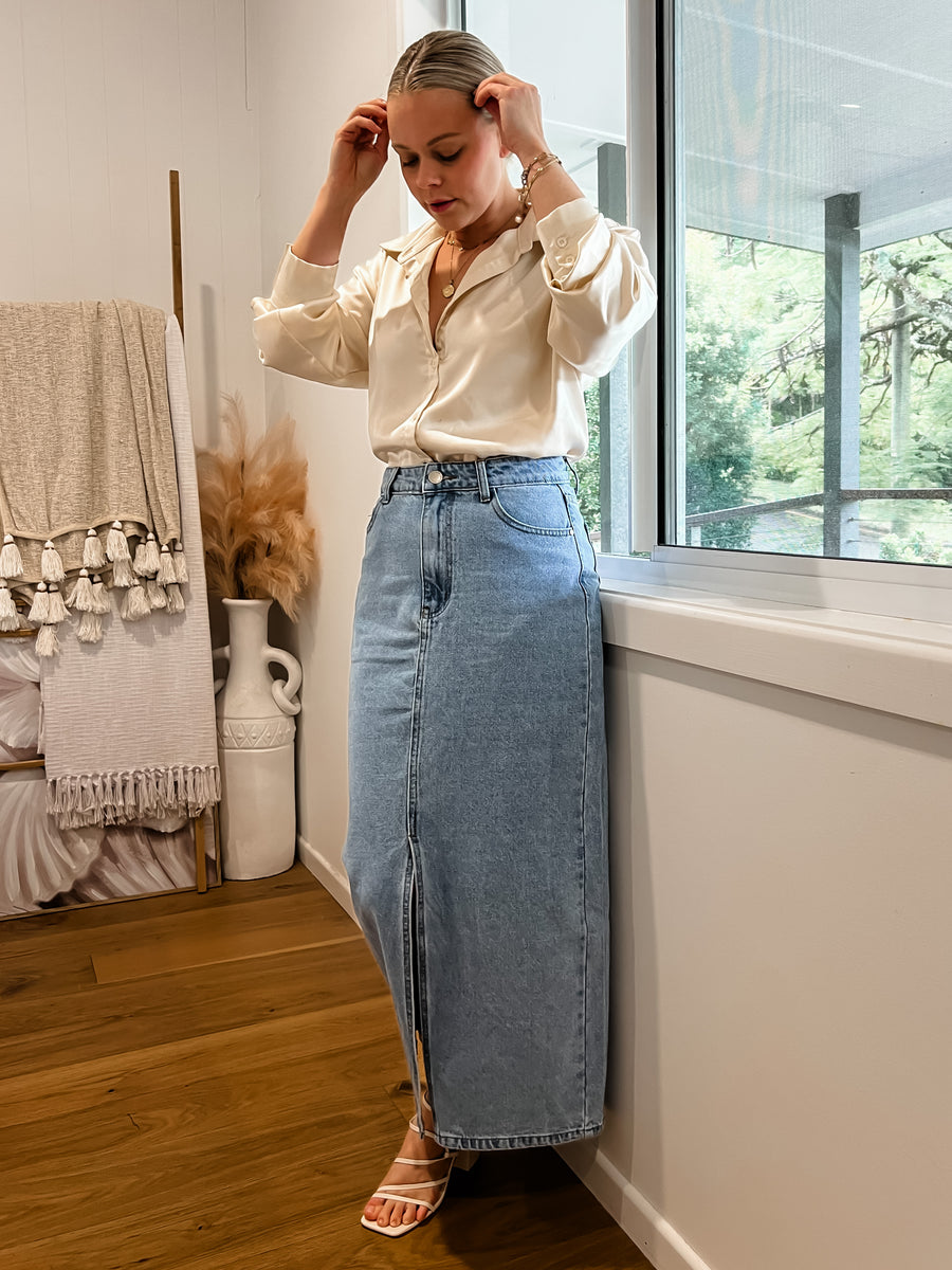 BIANCA DENIM MAXI SKIRT - LIGHT BLUE