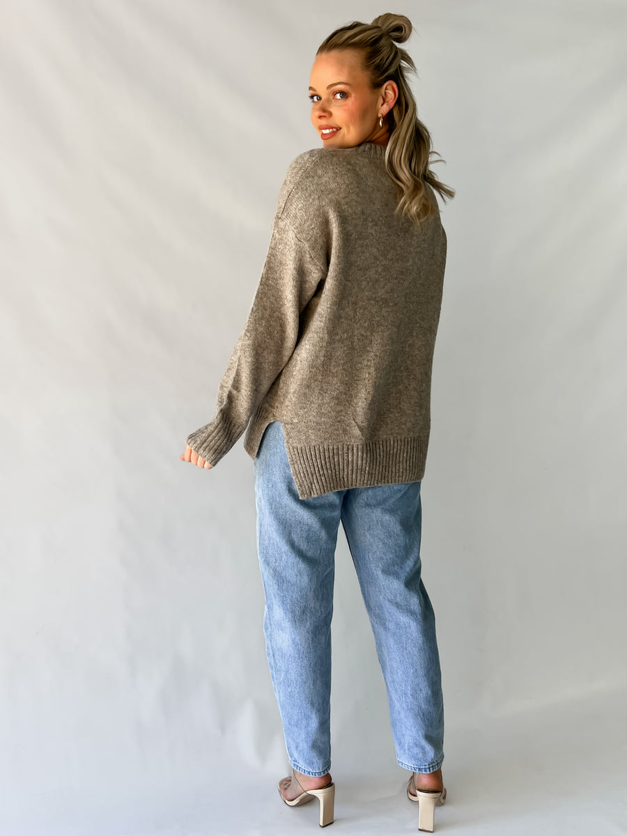 EZRA SWEATER - MOCHA