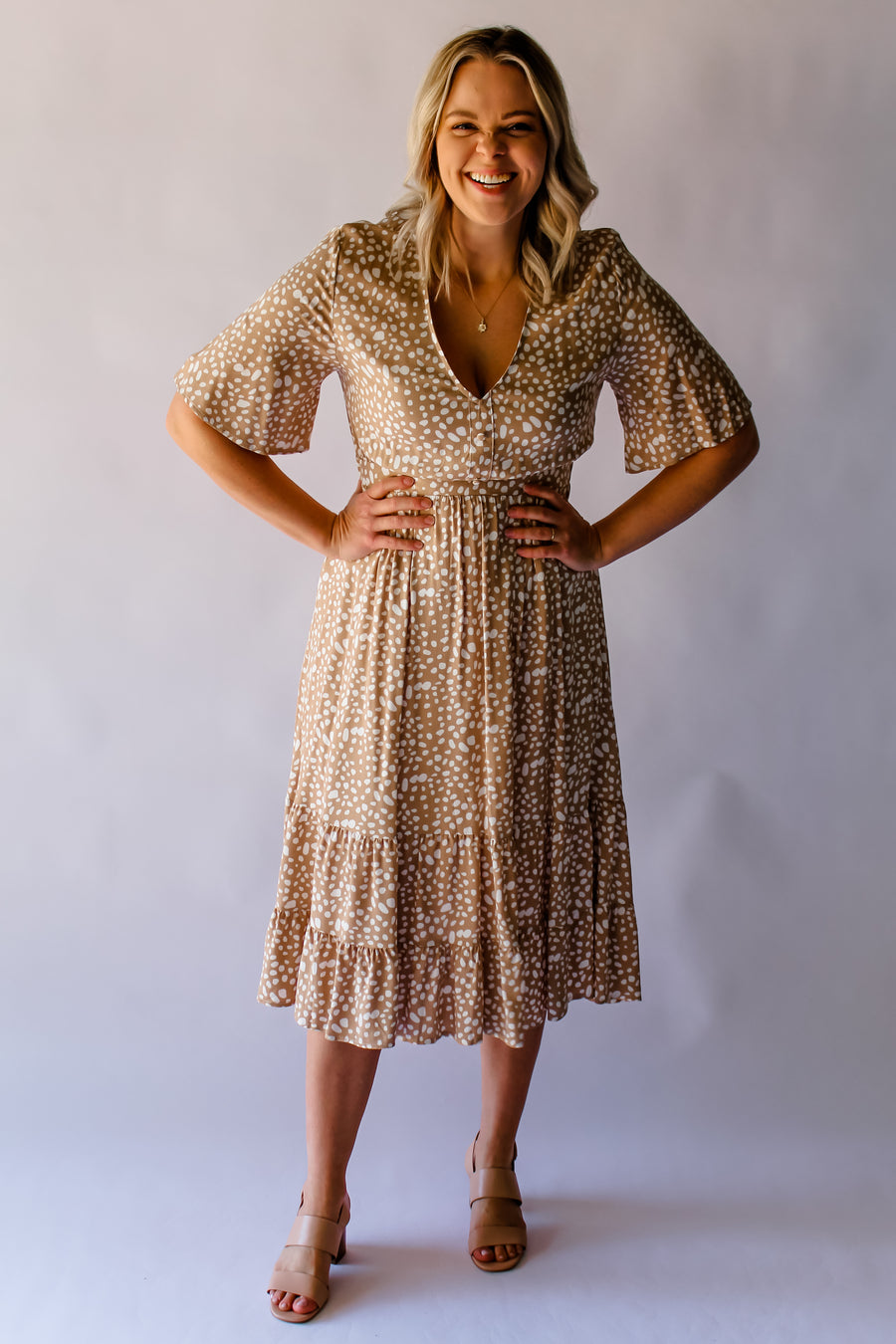 WINSLET DRESS - OATMEAL