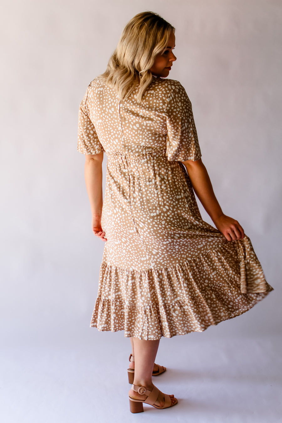 WINSLET DRESS - OATMEAL