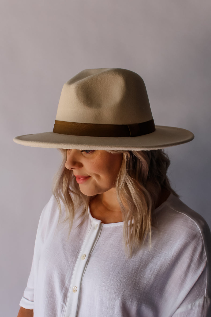 GIGI FEDORA - BEIGE