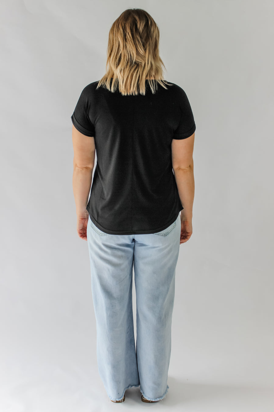 BASIC LOUNGEWEAR TEE - BLACK