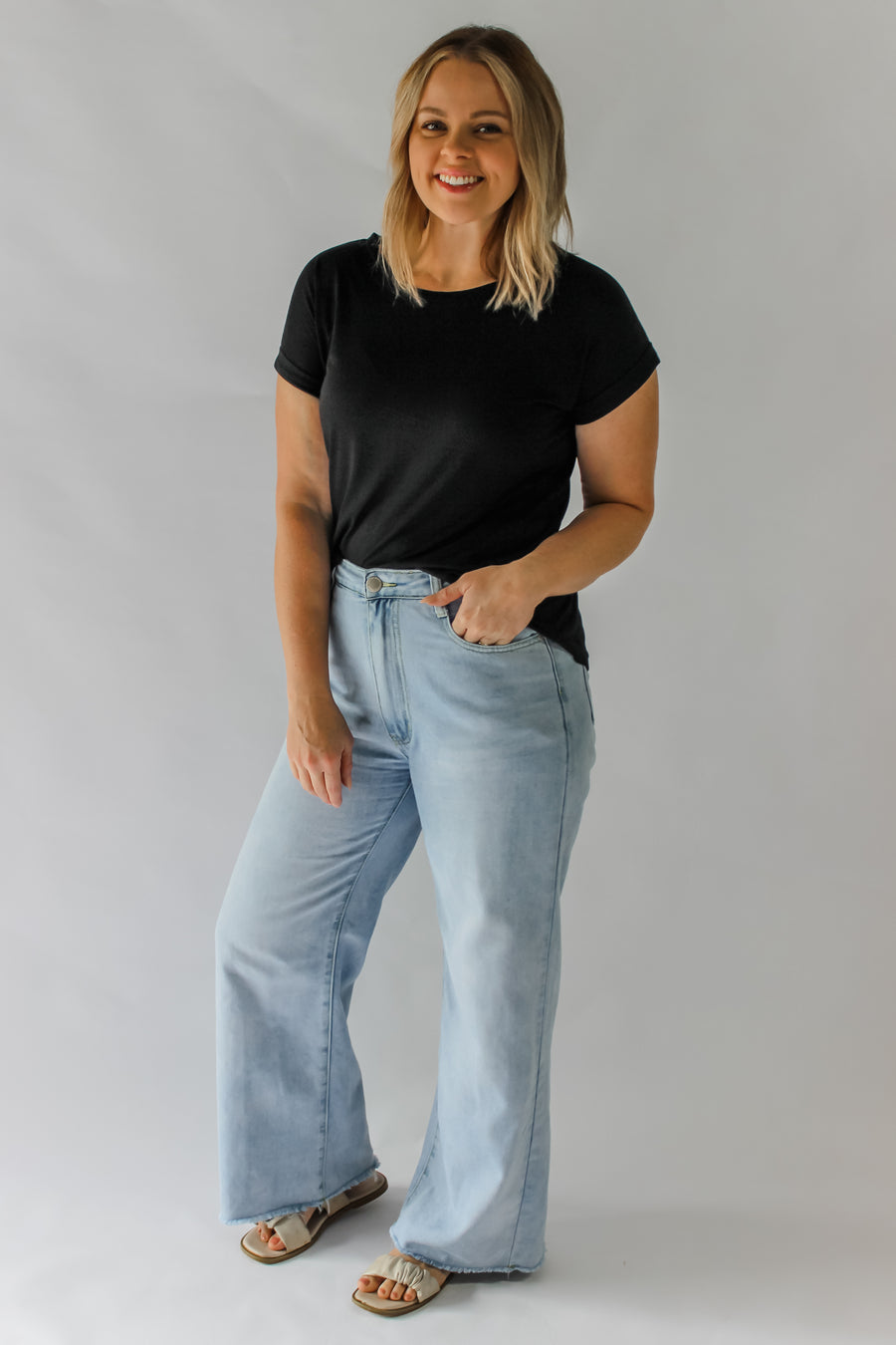 BASIC LOUNGEWEAR TEE - BLACK