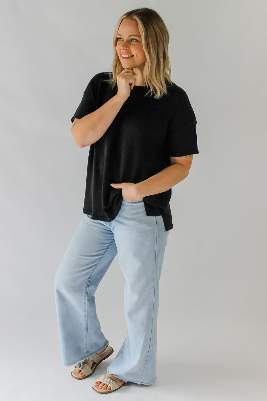 NORA KNITTED TEE - BLACK