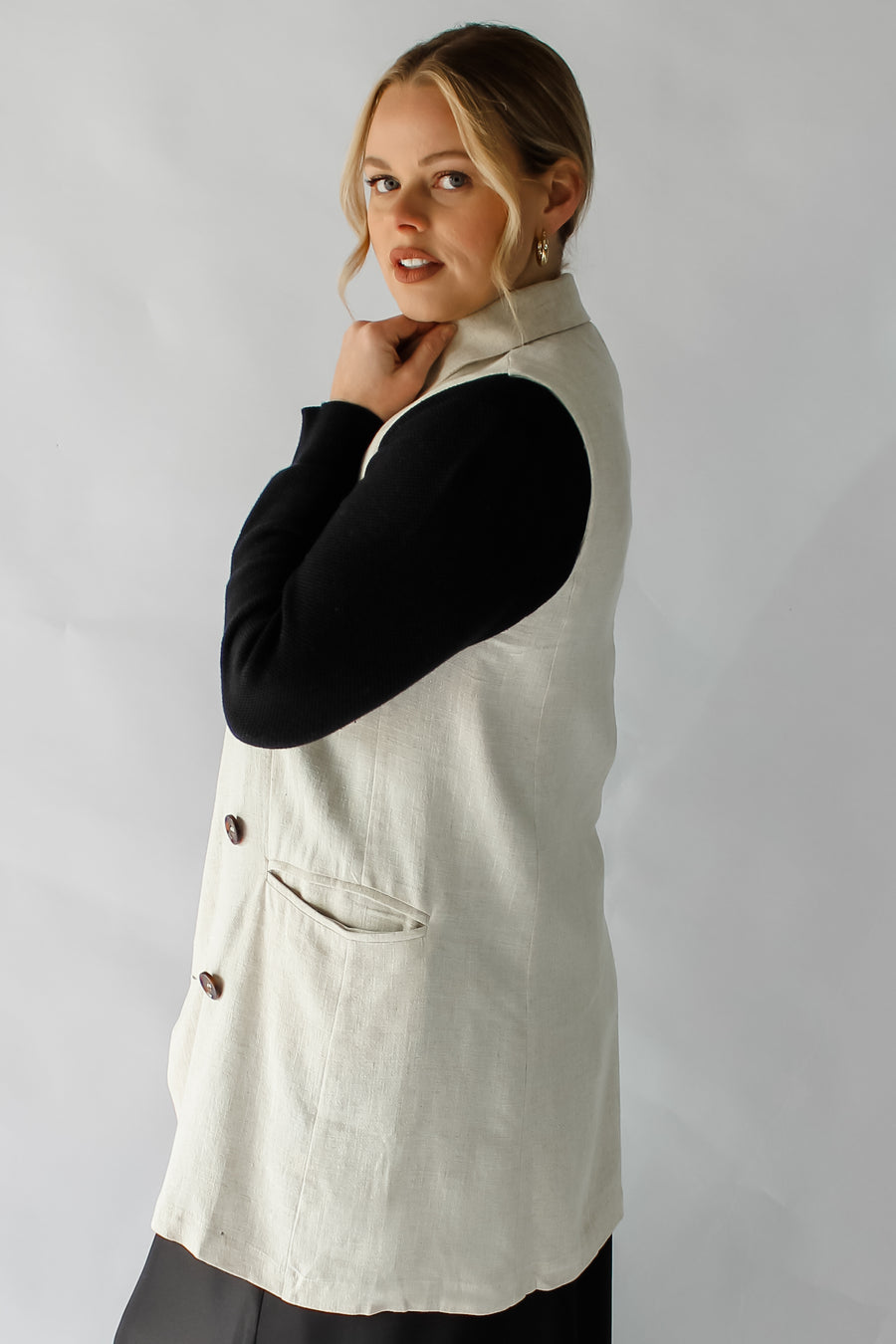 HENNING BLAZER VEST - BEIGE
