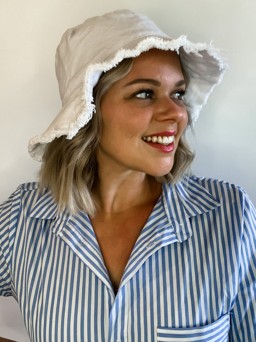 DREW BUCKET HAT - WHITE