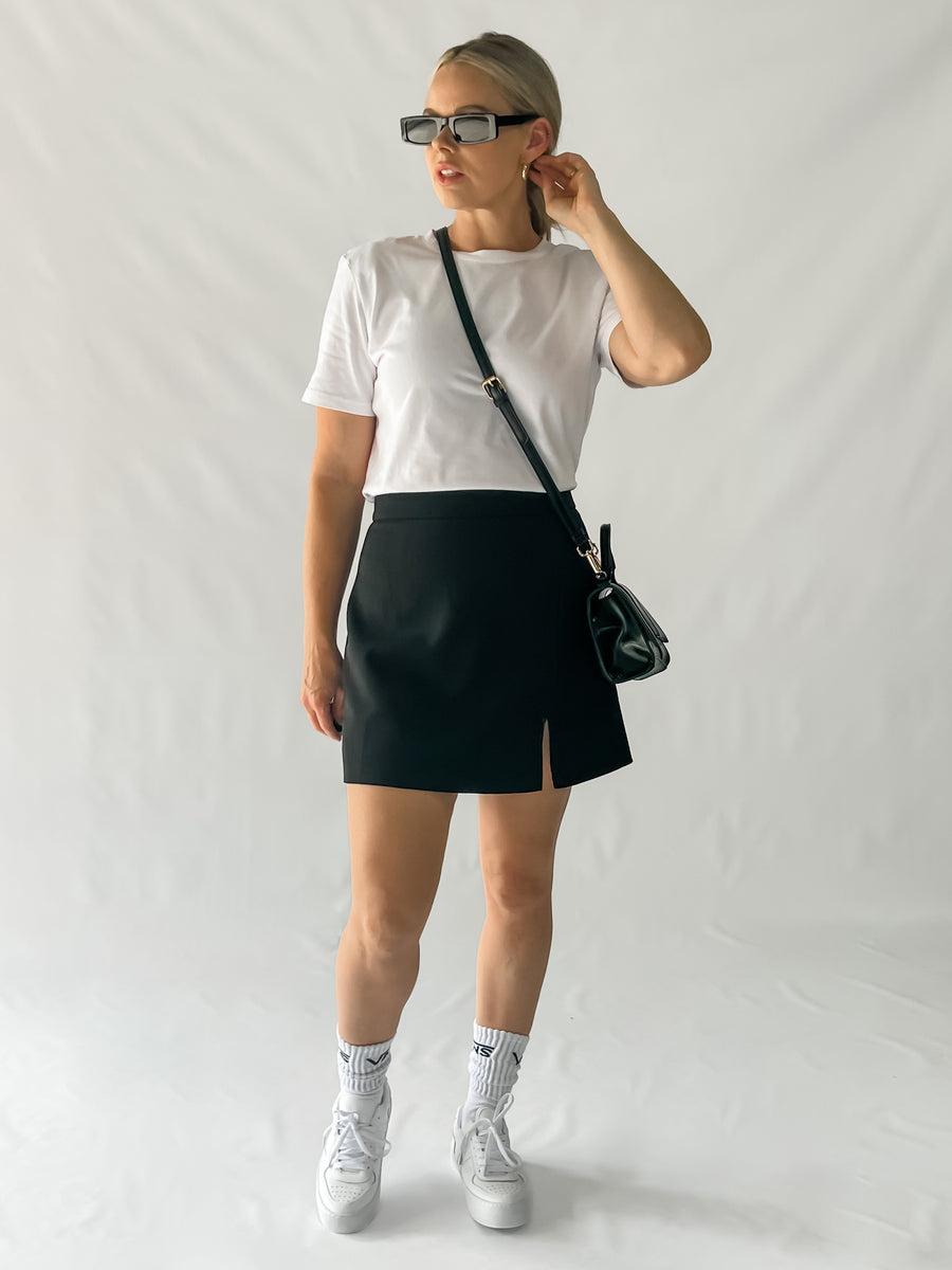 SELENA SKIRT - BLACK