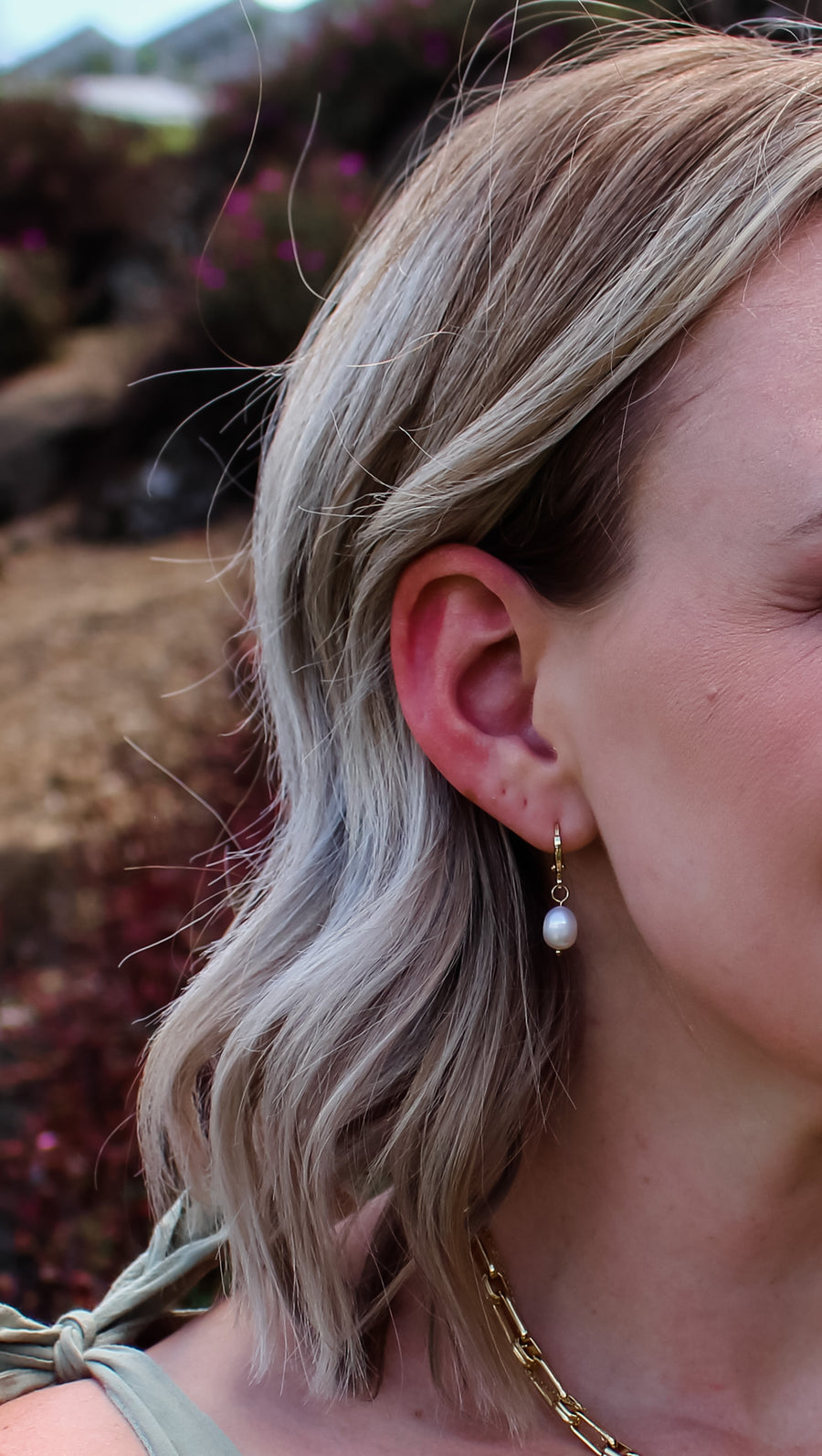 VICTORIA PEARL EARRINGS - GOLD