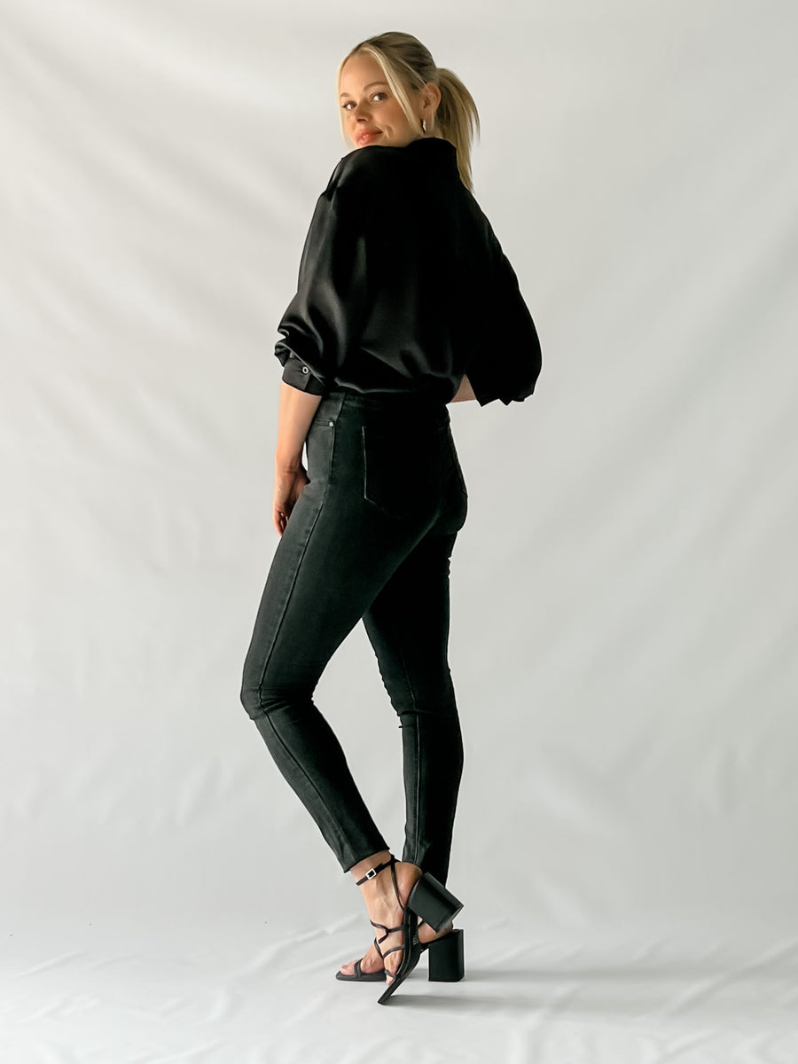 EVERMORE JEANS - BLACK WASH
